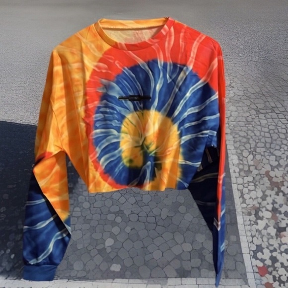 Rare Vibrant Colors Casual Long Sleeve Comfort Tie Dye Raw Edge Trim Crop Top - Picture 6 of 6